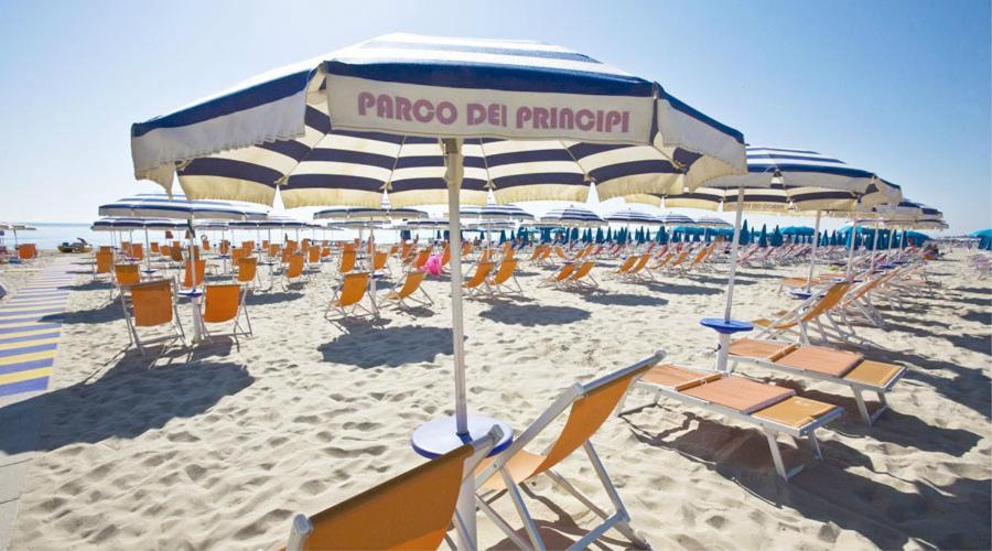 Hotel Parco Dei Principi Giulianova Buitenkant foto