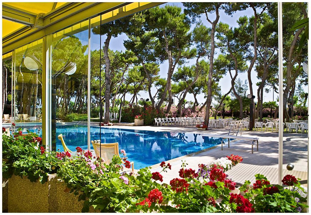 Hotel Parco Dei Principi Giulianova Buitenkant foto